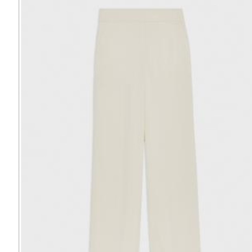 Theory wide leg high waisted pant in striped admiral crepe color is rice size 6